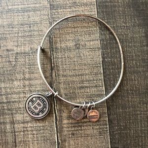 Boston Bruins Alex and Ani bracelet 🏒